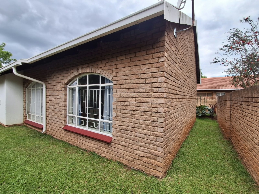 3 Bedroom Property for Sale in Dassie Rand North West